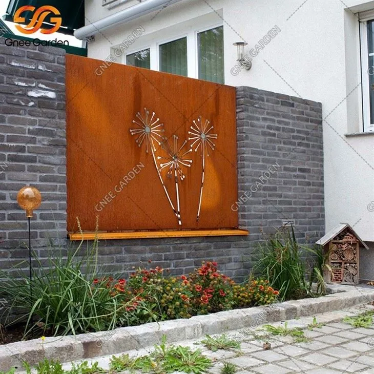 Weathering steel fence screen