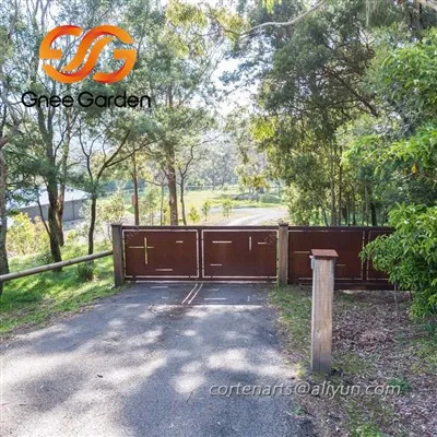 Corten acél háztáji fémkapu ajtó