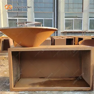 Corten acél fatüzelésű grillsütő tárolóhellyel