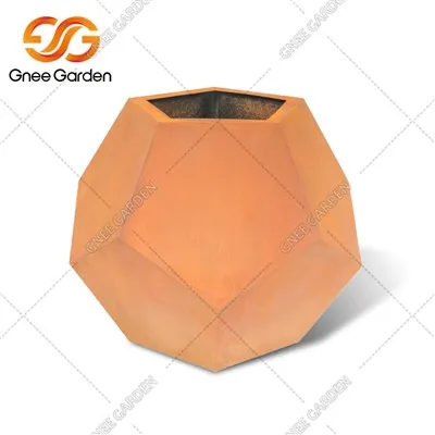 Nagy corten ültetőgépek